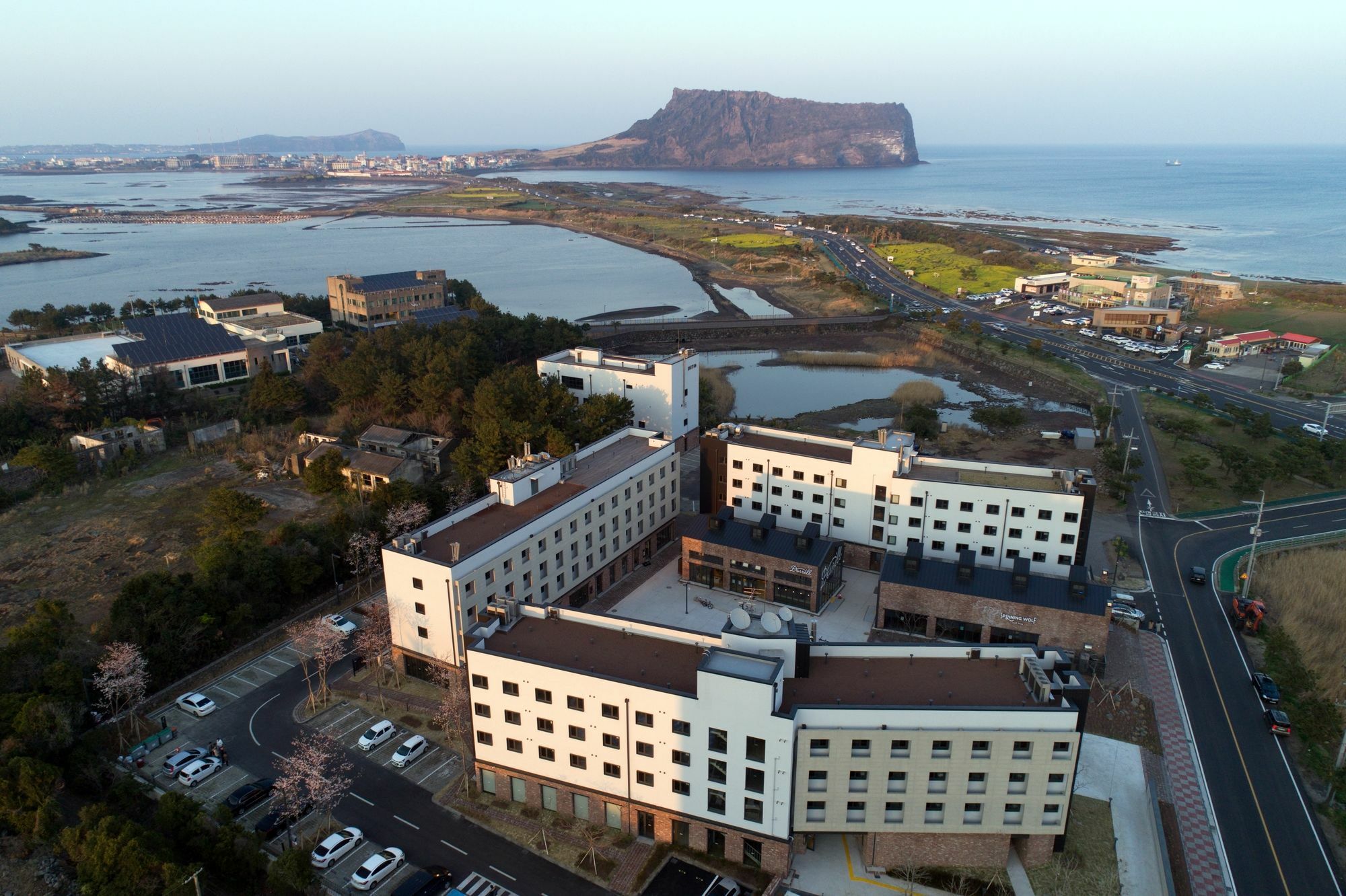 Hotel Playce Camp Jeju à Oso-ri Extérieur photo